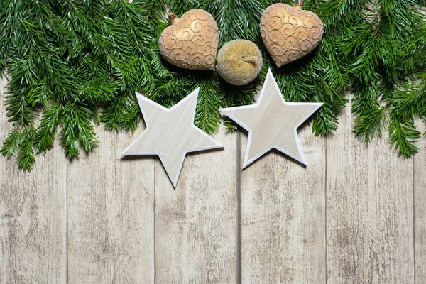 Kerstkaart concept met spar, kerstballen — Stockfoto