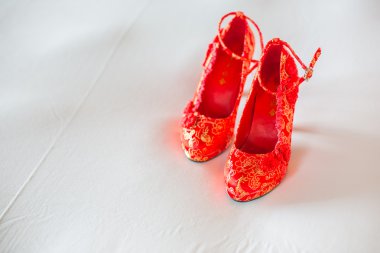 Çin düğün ayakkabıları