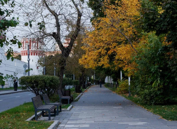 Autunno Piazza Vicino Convento Novodevichy Mosca Russia — Foto Stock