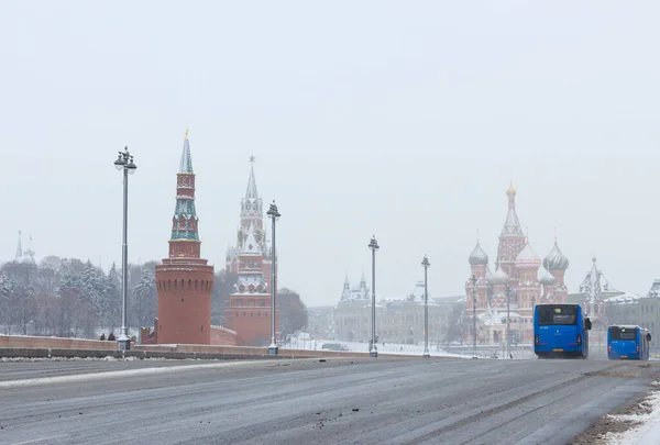 Moskau Russland Blick Von Der Moskauer Bolschoi Brücke Der Kreml — Stockfoto