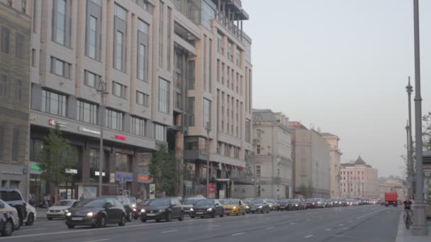 Mosca Russia Maggio 2021 Traffico Serale Tverskaya Vista Direzione Piazza — Video Stock