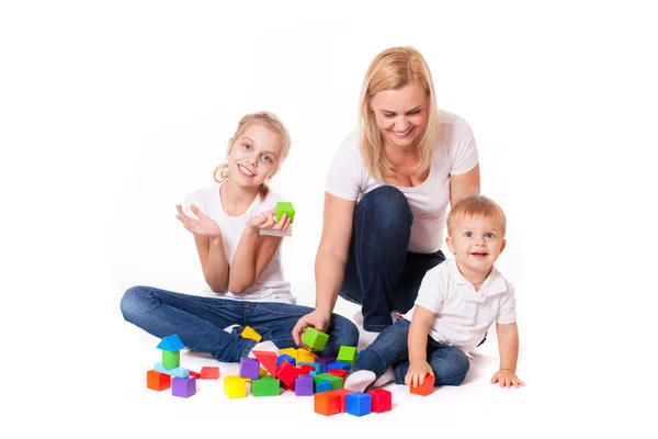 Mãe brincando com crianças — Fotografia de Stock