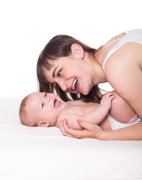 Niedliche Familienmutter und Baby — Stockfoto