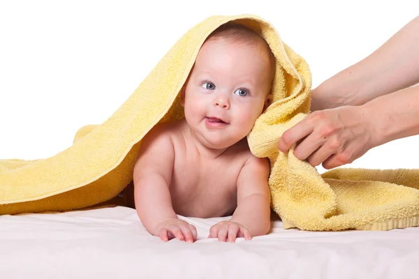 Schattige gelukkig baby handdoek in — Stockfoto