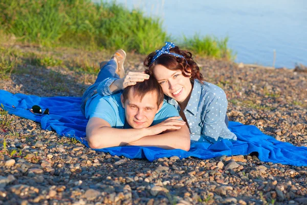 Happy couple in love outdoors — Stock Photo, Image