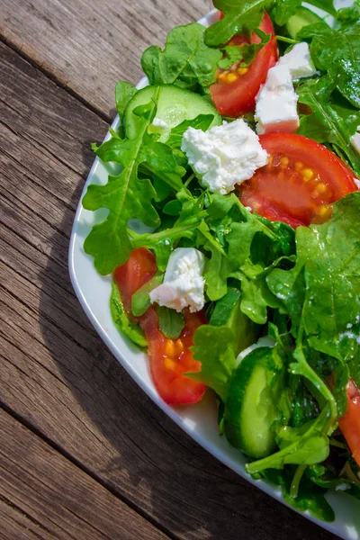 Салат с рукколой — стоковое фото
