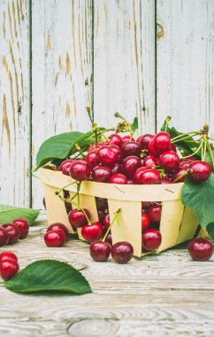 Olgun kırmızı kiraz