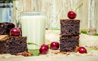 Çikolatalı browni kek