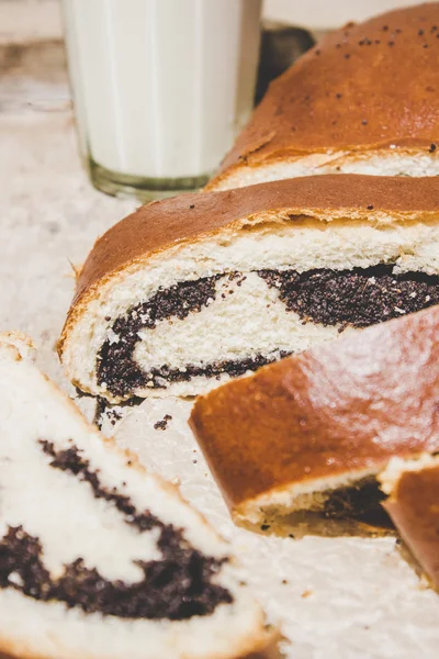 Rolo de sementes de papoula — Fotografia de Stock