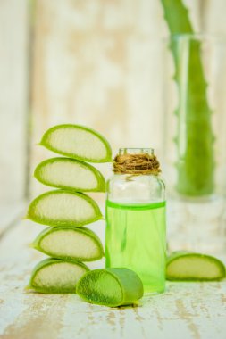 Organik aloe vera jel ahşap arka plan çıkarmak