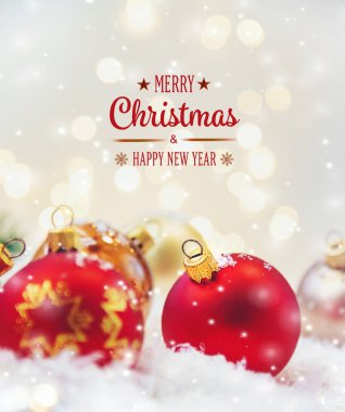 Noel arkaplanı ve güzel bir dekor. Yeni yıl. Seçici odaklanma. Tatil.