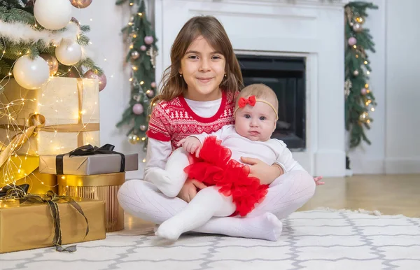 Kerstfoto Van Kinderen Nieuwjaar Selectieve Focus Vakantie — Stockfoto