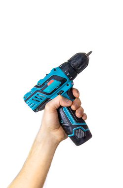 Tornavida, izole edilmiş bir adamın elinde. Seçici odaklanma. İnsanlar.