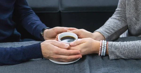 Man Woman Table Cup Coffee Selective Focus People — Stock Photo, Image