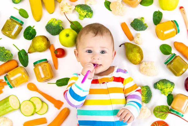 Dětské Pyré Zeleninou Ovocem Selektivní Soustředění Výživa — Stock fotografie