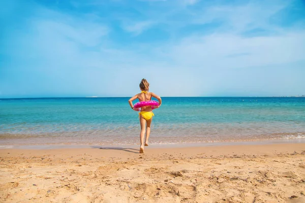 Child Swims Circle Sea Selective Focus Kid — Stock Photo, Image