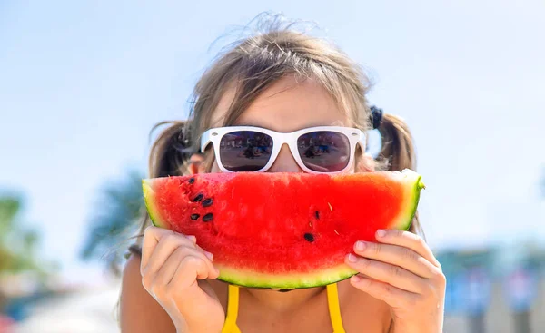 Child Girl Eats Watermelon Pool Selective Focus Kid — Stock Photo, Image