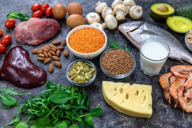 B vitamini içeren yiyecekler. Seçici odaklanma. Yiyecek..