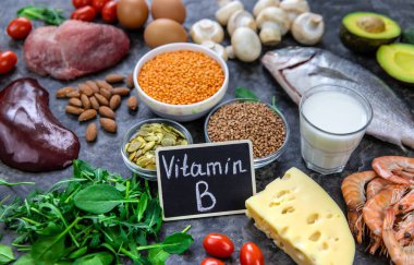 B vitamini içeren yiyecekler. Seçici odaklanma. Yiyecek..