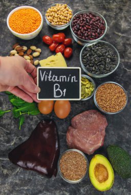 B1 vitamini içeren yiyecekler. Seçici odaklanma. yiyecek.