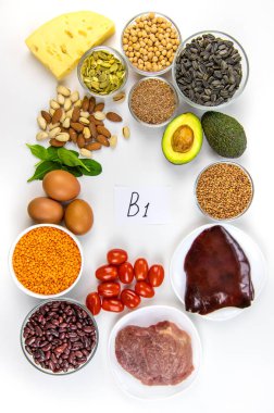 B1 vitamini içeren yiyecekler. Seçici odaklanma. yiyecek.