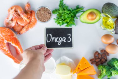 Ürünler Omega 3 içerir. Seçici odaklanma. yiyecek.