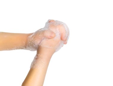 Ellerini sabunlu suyla iyice yıka. Seçici odaklanma. Eller.