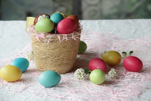 Easter eggs in a basket — Stock Photo, Image
