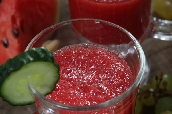 Batidos de sandía en un vaso transparente — Foto de Stock