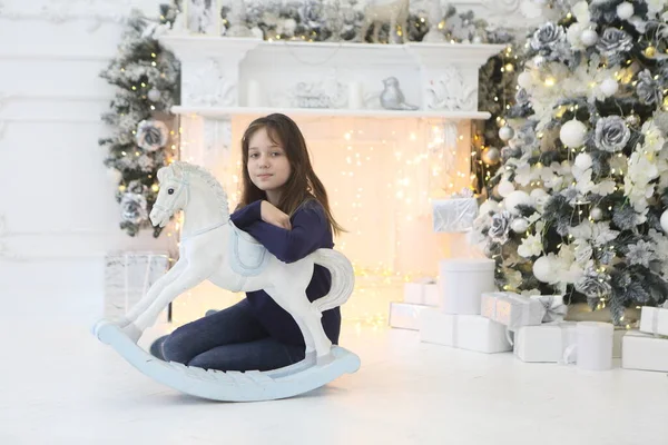 Beautiful Little Girl Christmas Decorations — Stock Photo, Image