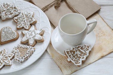 Beyaz kremalı zencefilli kurabiye. Beyaz jöleli Noel kurabiyeleri