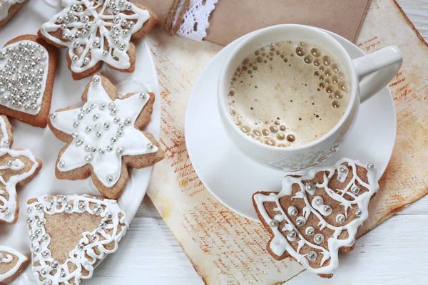 Ontbijtkoekje Met Witte Glazuur Koffie — Stockfoto