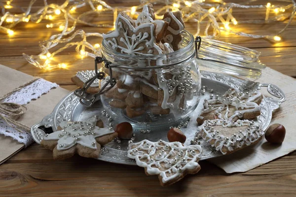 Piernik Cookie Lampkami Świątecznymi Girlandy — Zdjęcie stockowe