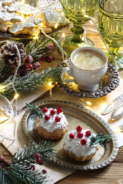 Christmas Cupcakes White Glaze Coffee White Cup — Stock Photo, Image