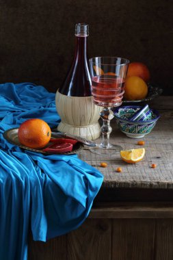 Portakallar ve şarapla dolu bir hayat