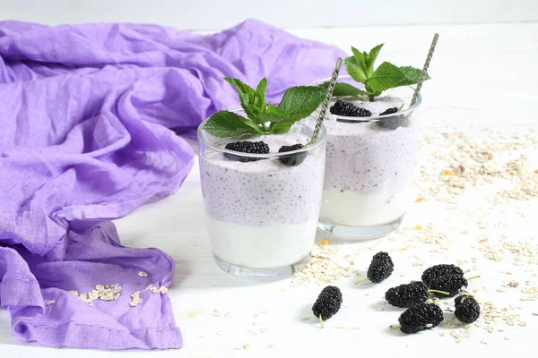 Curd Dessert Chia Seeds Mulberry White Plate — 图库照片