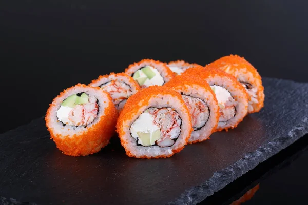 Rollos California Con Cangrejo Queso Pepino Sushi Con Cangrejo —  Fotos de Stock