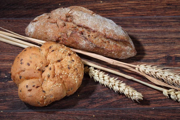 Bread of a house batch and cones — Stock Photo, Image