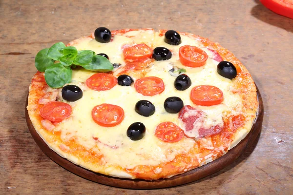 Pizza, chutný, chutné, základ, nádivkou, rajčata, sýr, — Stock fotografie