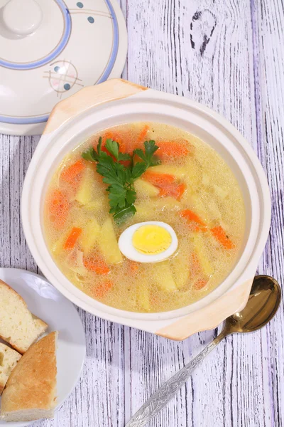 Csirke leves tészta és a tojás — Stock Fotó