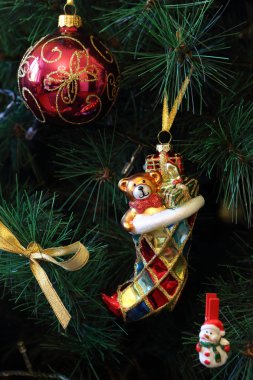 Yılbaşı ağacı süsleri