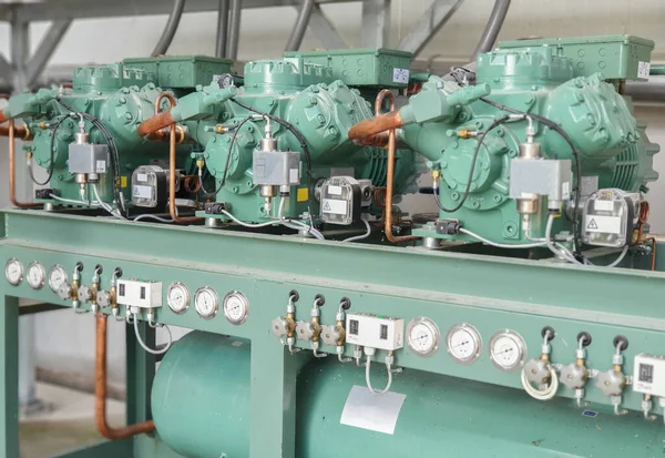 Compressor Het Koelsysteem Van Industriële Installaties — Stockfoto