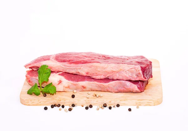 Taze Sığır Filetosu Pişirmeye Hazır Biftek Yalıtılmış Beyaz Arka Planda — Stok fotoğraf