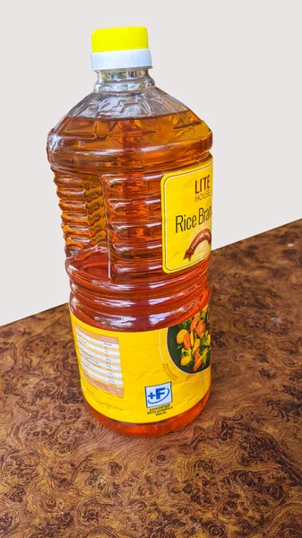 Rajastán India Noviembre 2020 Aceite Cocina Una Botella Plástico Sobre — Foto de Stock