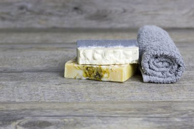 Yüzünü temiz sabun adet