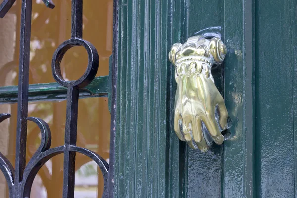 ประตูเคาะทอง — ภาพถ่ายสต็อก