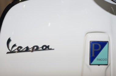 Scooter Vespa yazıt detay 