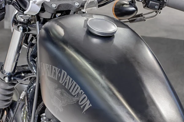 Uzavřete palivovou nádrž motocyklu Sportster Iron 883 — Stock fotografie