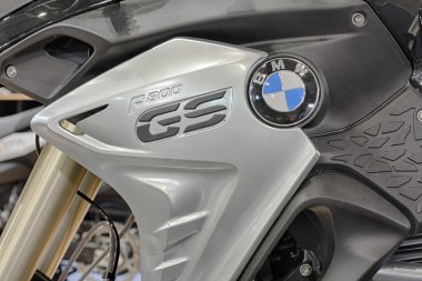 Motosiklet Bmw F 800 Gs üzerinde yazıt, yakın çekim