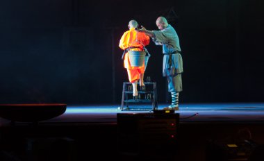 Shaolin Rahipleri Çin'in gizemli güçleri göster 
